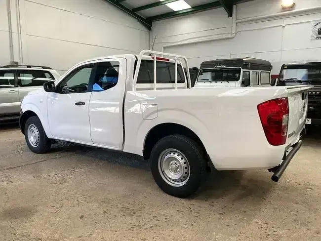 Begagnad Nissan Navara Acenta 161 HK (118 kW) 2017 Vit Pickup