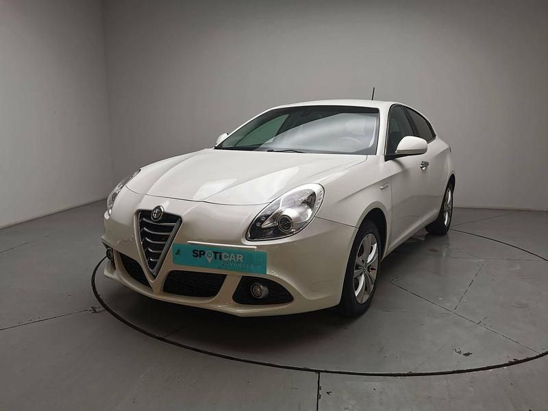 Usado Alfa Romeo Giulietta Business 105 CV (77 kW) 2014 Blanco Utilitario