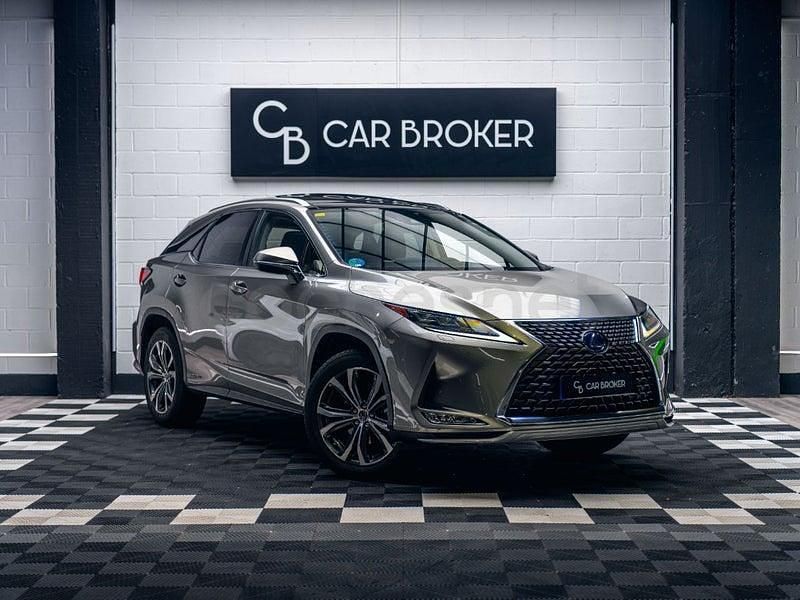 Usado Lexus RX450h Executive Line 313 CV (230 kW) 2020 Gris / plata SUV