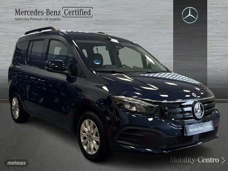 Usado Mercedes EQT200 89 kW (122 CV) 2025 Azul Monovolumen