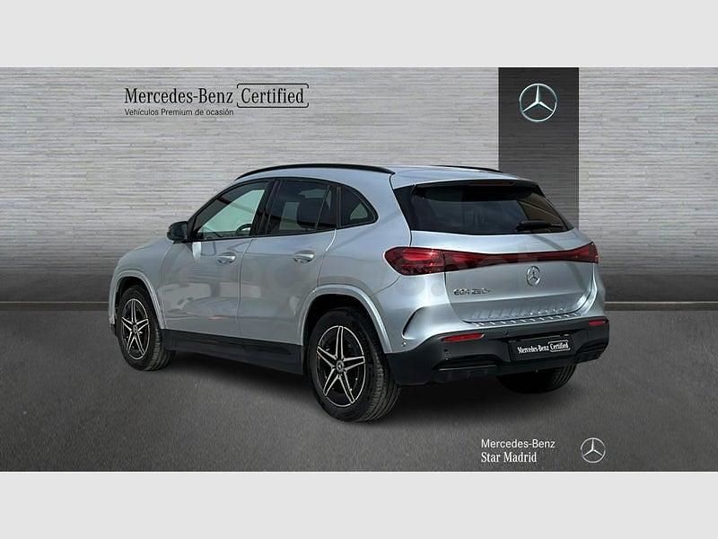 Usado Mercedes EQA250 139 kW (190 CV) 2025 Eléctrico SUV