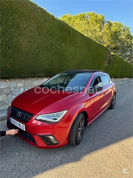 Usado Seat Ibiza FR 95 CV (69 kW) 2018 Rojo Utilitario