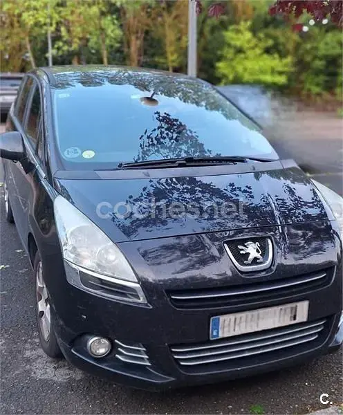 Usado Peugeot 5008 112 CV (82 kW) 2011 Negro Monovolumen