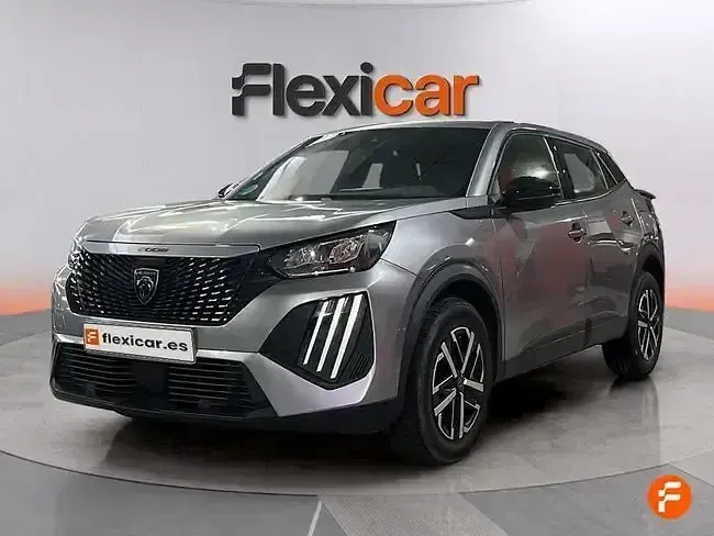 Usado Peugeot 2008 Active 100 CV (73 kW) 2023 Gris SUV