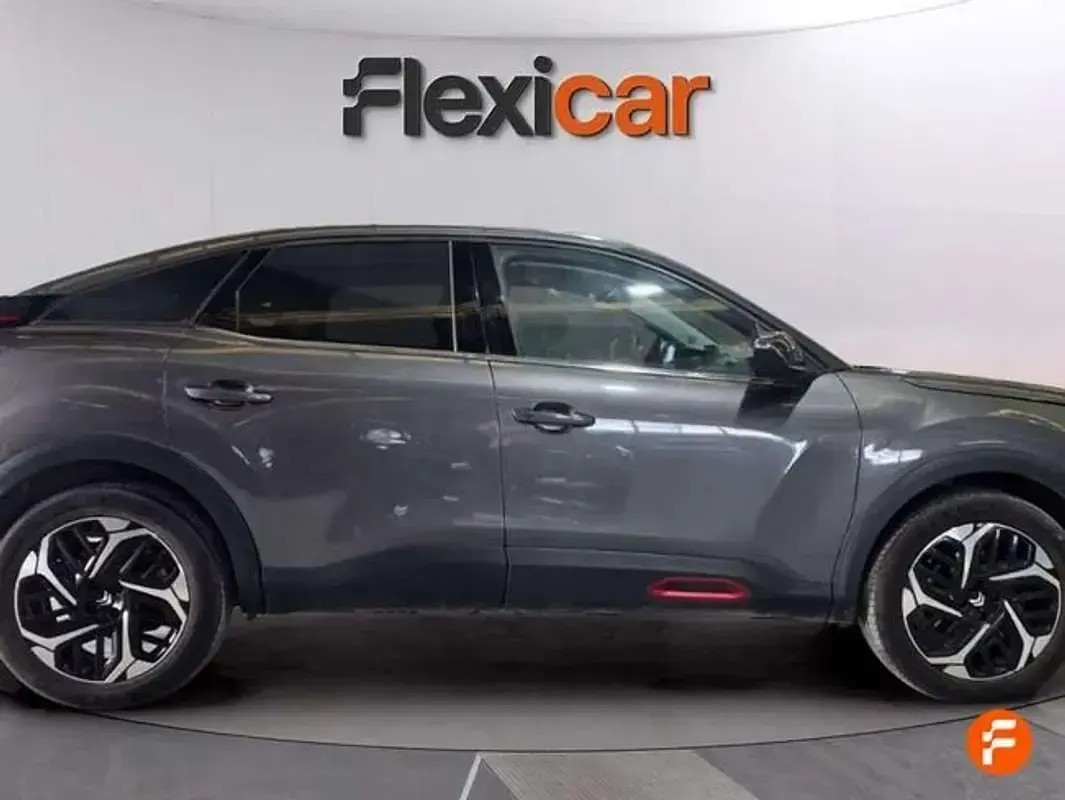 Usado Citroën C4 Feel 131 CV (96 kW) 2023 Gris SUV