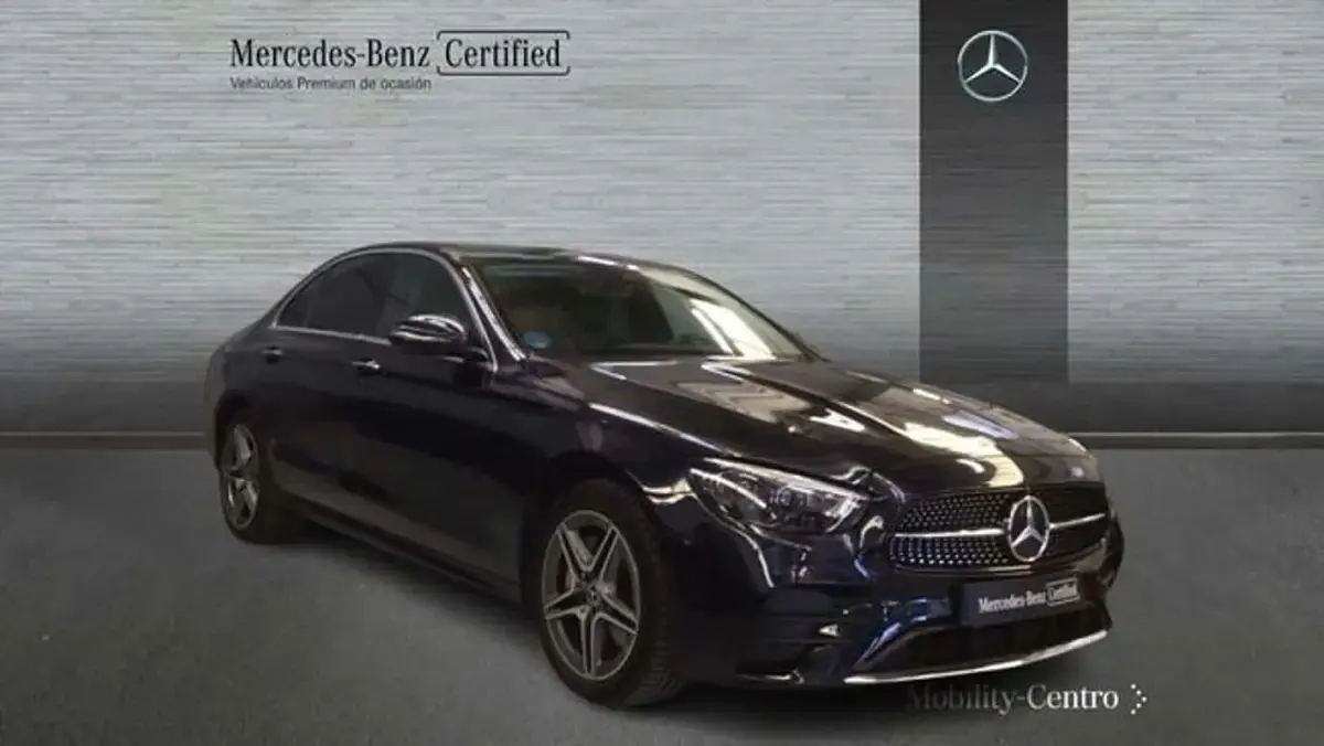 Usado Mercedes E300 306 CV (225 kW) 2022 Azul Berlina