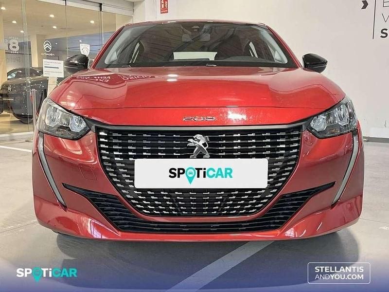 Usado Peugeot 208 Active 75 CV (55 kW) 2022 Rojo Utilitario