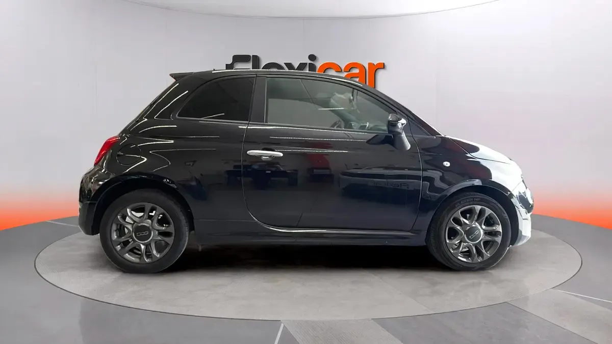 Usado Fiat 500 Sport 71 CV (52 kW) 2021 Negro Berlina