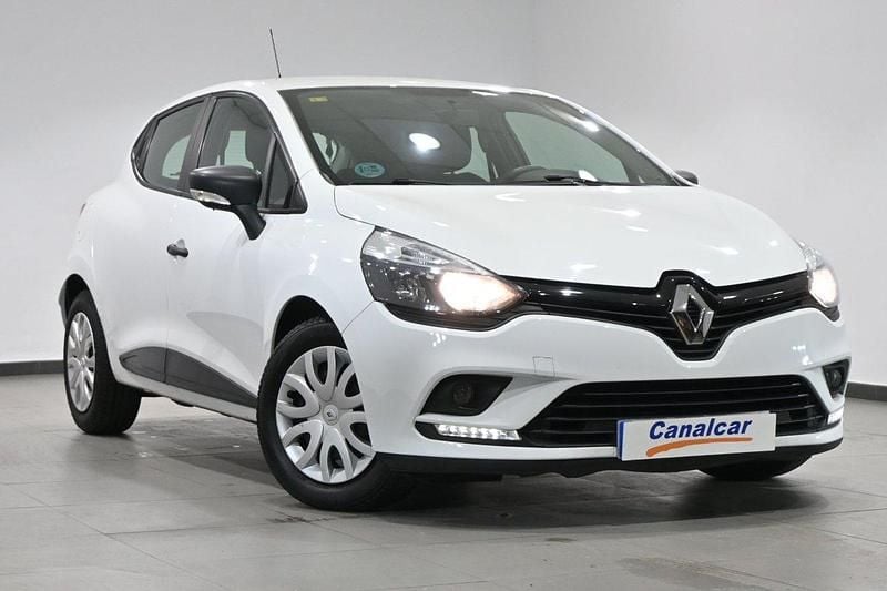 Usado Renault Clio IV Business 90 CV (66 kW) 2018 Blanco Berlina