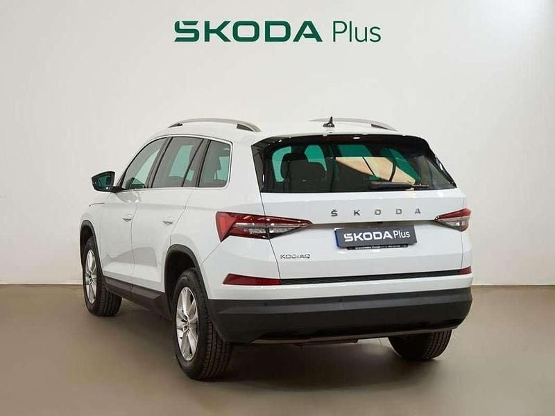 Usado Skoda Kodiaq Ambition 150 CV (110 kW) 2022 Blanco SUV