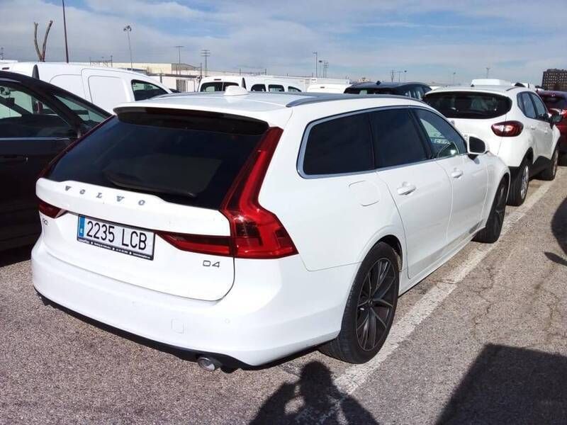 Usado Volvo V90 Business Edition 190 CV (139 kW) 2019 Blanco Familiar