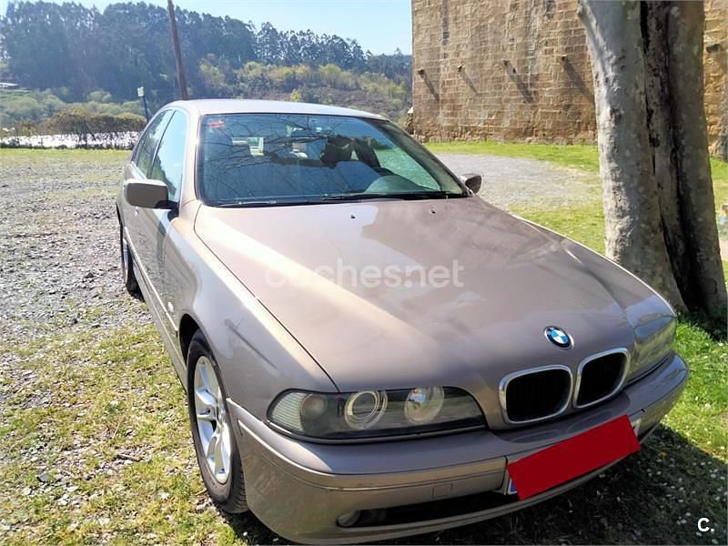 Usado BMW 525 163 CV (119 kW) 2002 Beige Berlina