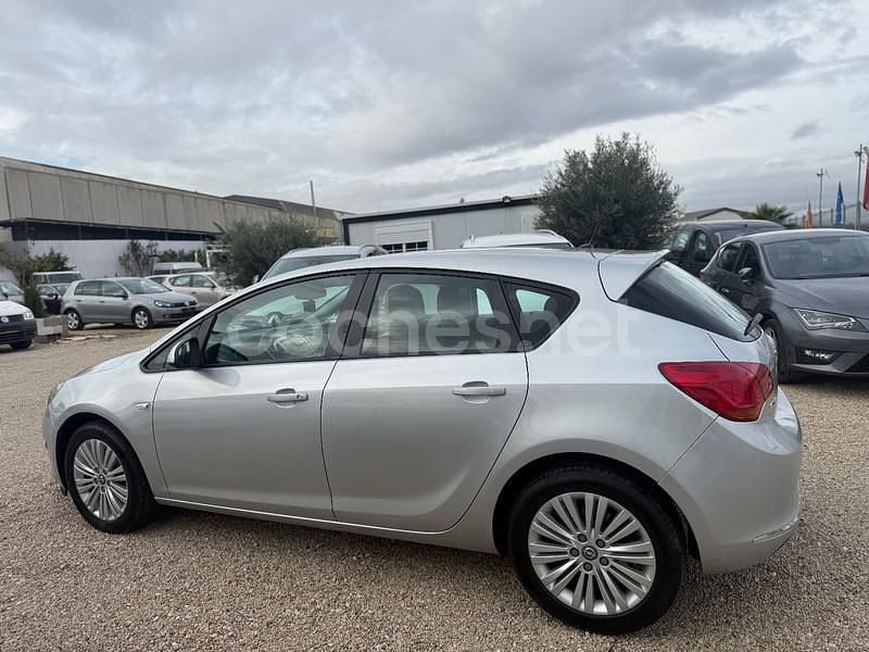 Usado Opel Astra Excellence 136 HP (100 kW) 2016 Cinzento Sedan