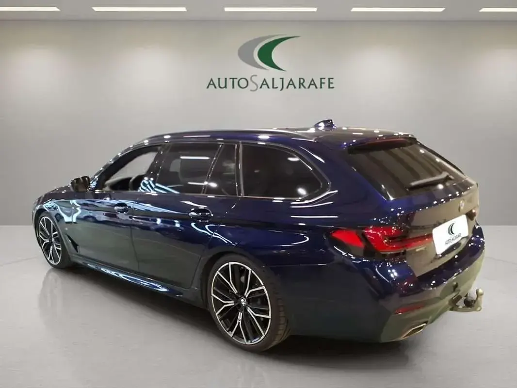Usado BMW 520 Comfort Edition 189 CV (139 kW) 2023 Azul Berlina