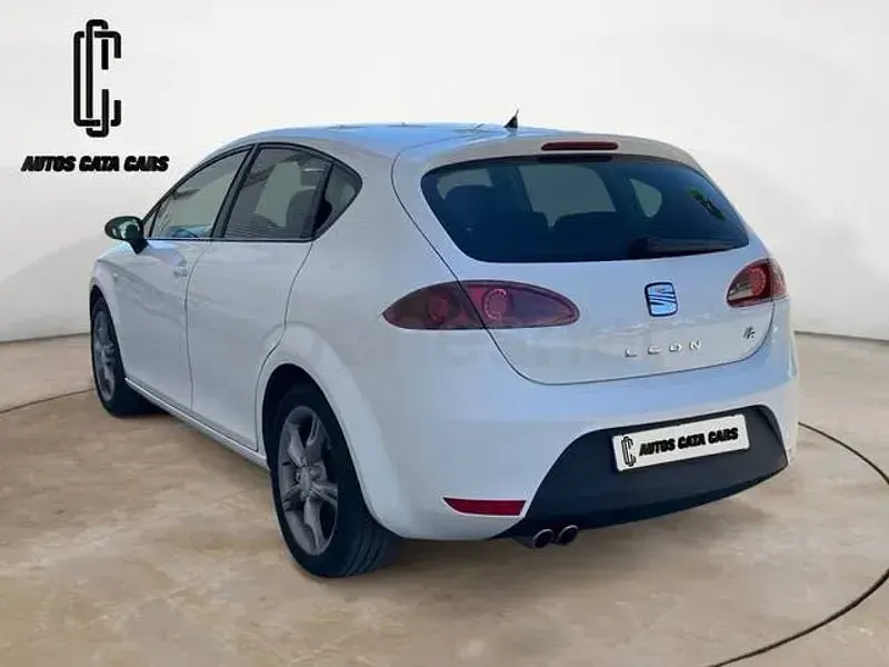 Usado Seat Leon FR 170 CV (125 kW) 2007 Blanco Utilitario