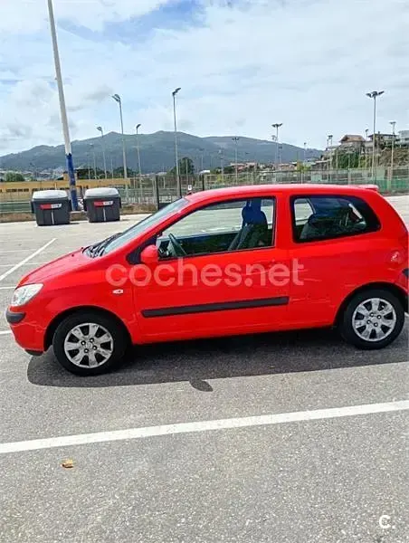 Usado Hyundai Getz 88 CV (64 kW) 2006 Rojo Utilitario