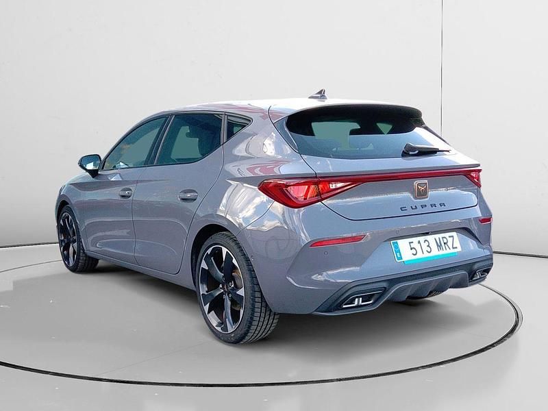 Usado Cupra Leon 150 CV (110 kW) 2024 Gris Berlina