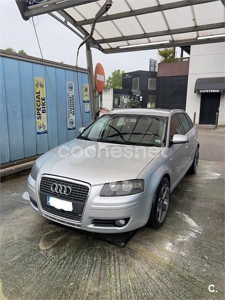 Gris / plata Usado 2005 Audi A3 Sportback Attraction Berlina | 5500 € (Precio justo) - Imagen 1/1