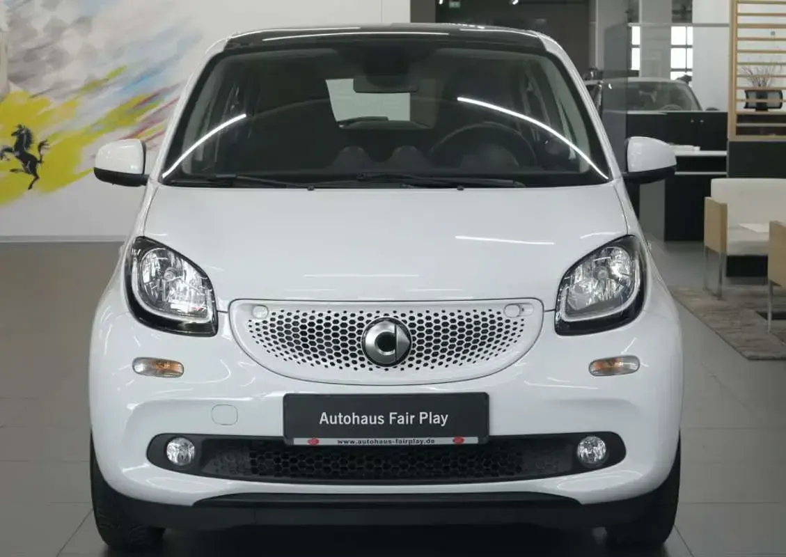 Usado Smart ForFour Passion 90 CV (66 kW) 2019 Blanco Utilitario