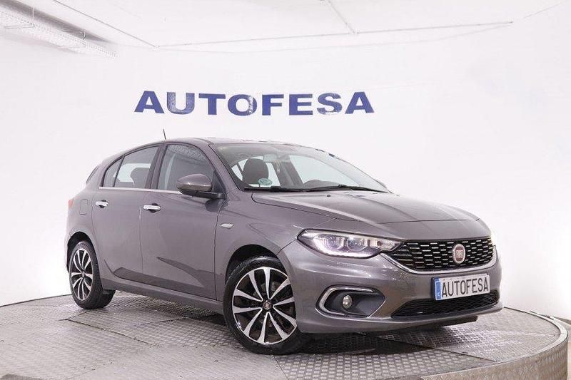Usado Fiat Tipo Lounge 120 CV (88 kW) 2016 Gris plata