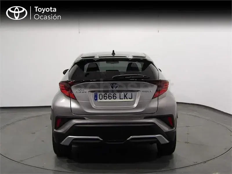 Usado Toyota C-HR 184 CV (135 kW) 2020 Gris / plata SUV