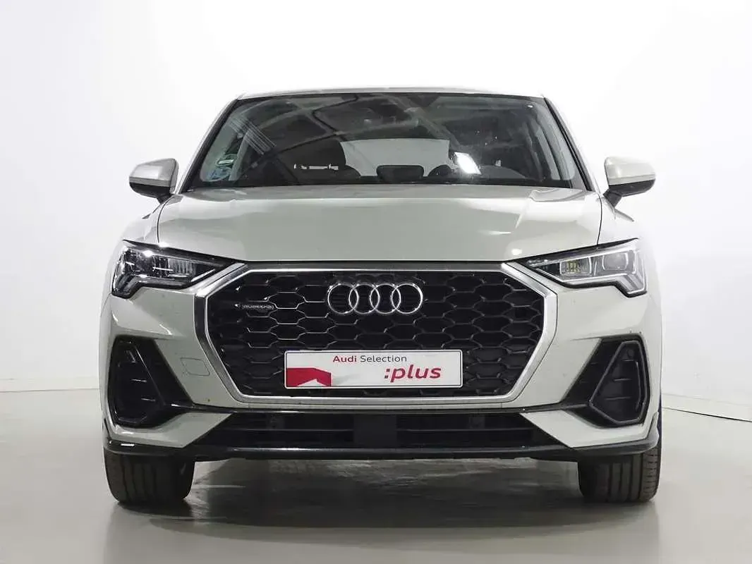 Usado Audi Q3 Sportback Advanced 150 CV (110 kW) 2022 Plateado SUV
