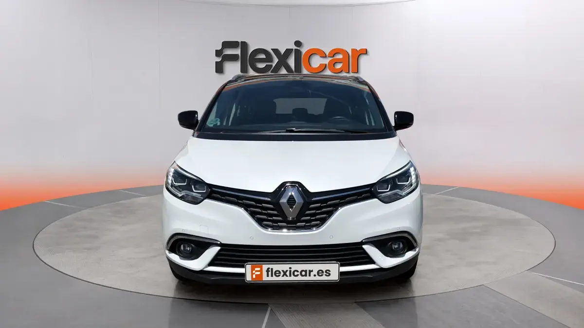 Usado Renault Grand Scénic IV Zen 160 CV (117 kW) 2019 Blanco Monovolumen