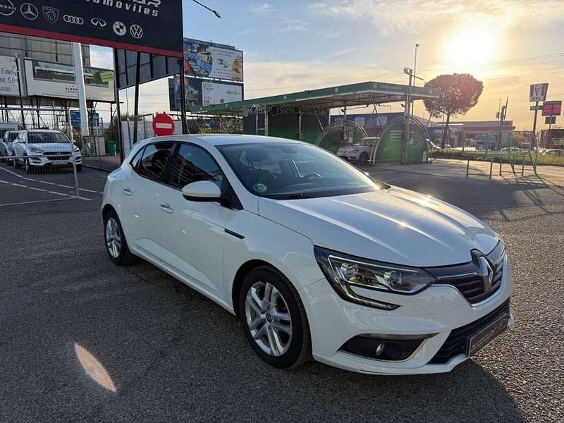 Usado Renault Mégane IV Business 116 CV (85 kW) 2021 Blanco Utilitario