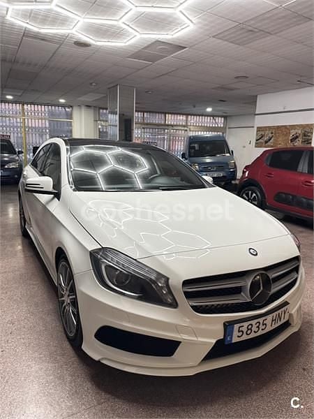 Usado Mercedes A180 AMG 109 CV (80 kW) 2013 Blanco Berlina