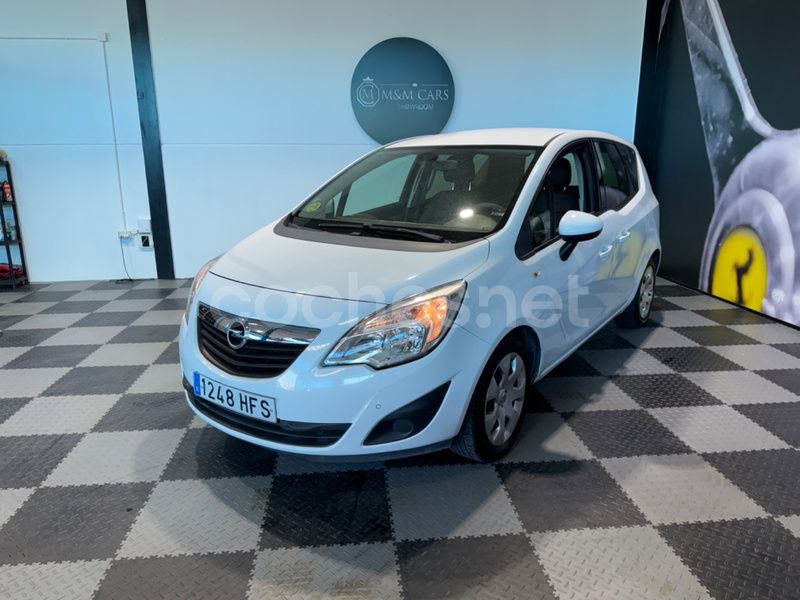 Blanco Usado 2011 Opel Meriva Essentia Monovolumen | 5490 € (Precio justo) - Imagen 1/4