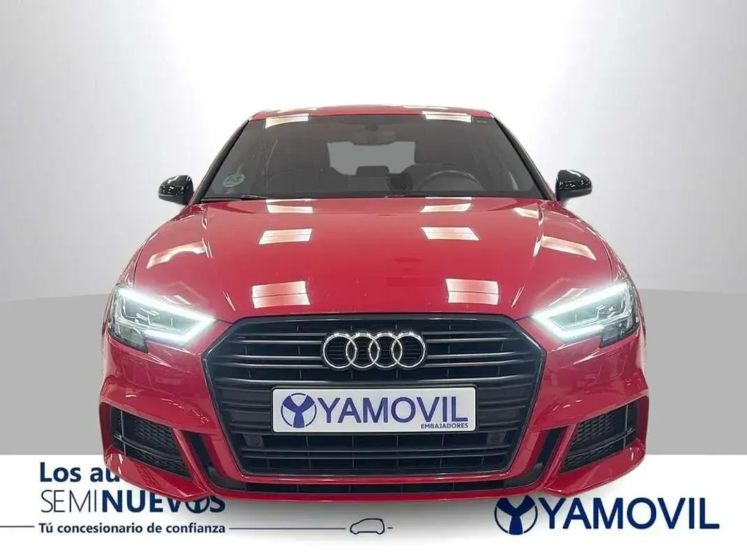 Usado Audi A3 Sportback S-Line 150 CV (110 kW) 2018 Rojo Utilitario