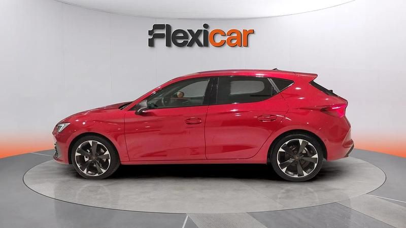Usado Cupra Leon 150 CV (110 kW) 2024 Rojo Berlina