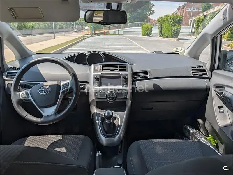 Usado Toyota Verso Advance 124 CV (91 kW) 2013 Blanco Monovolumen