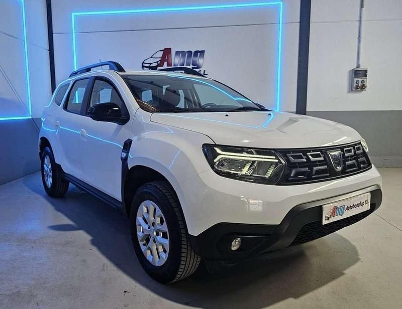 Begagnad Dacia Duster Comfort 101 HK (74 kW) 2022 Vit SUV