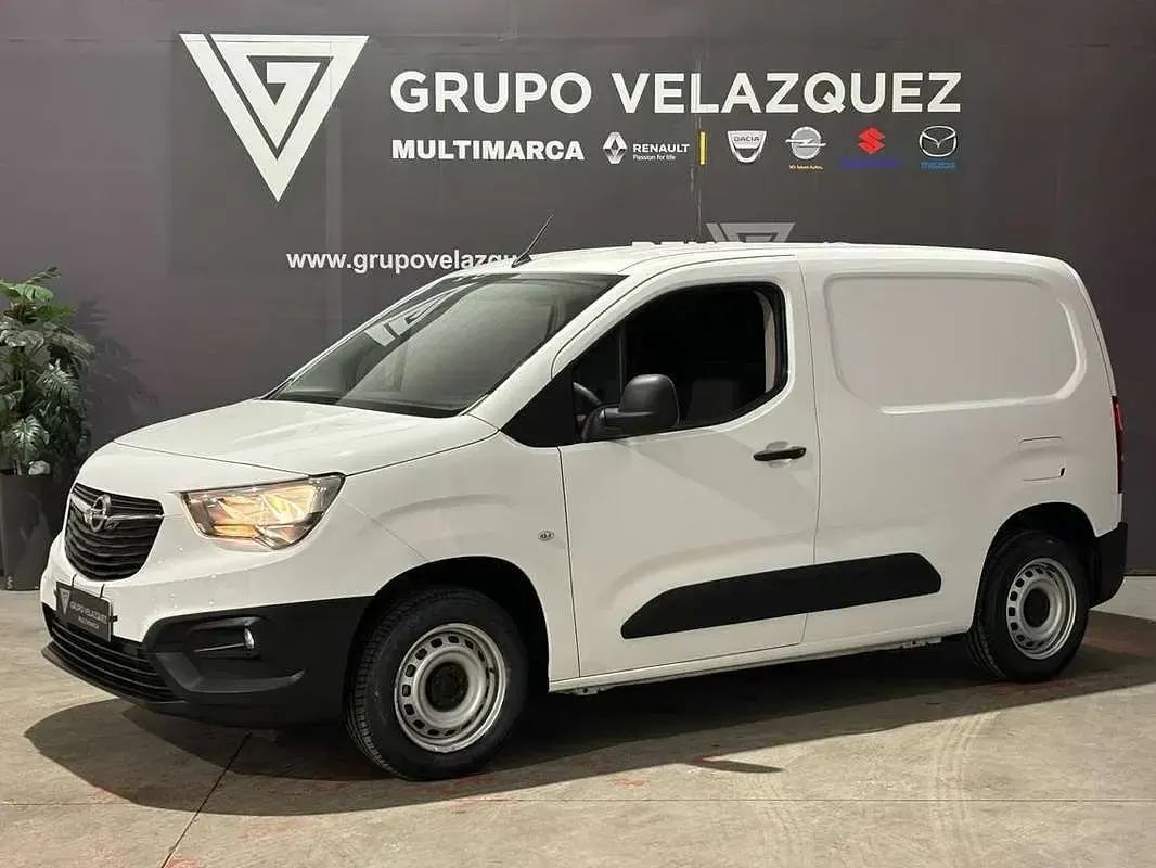 Usado Opel Combo S 99 CV (72 kW) 2019 Blanco Monovolumen