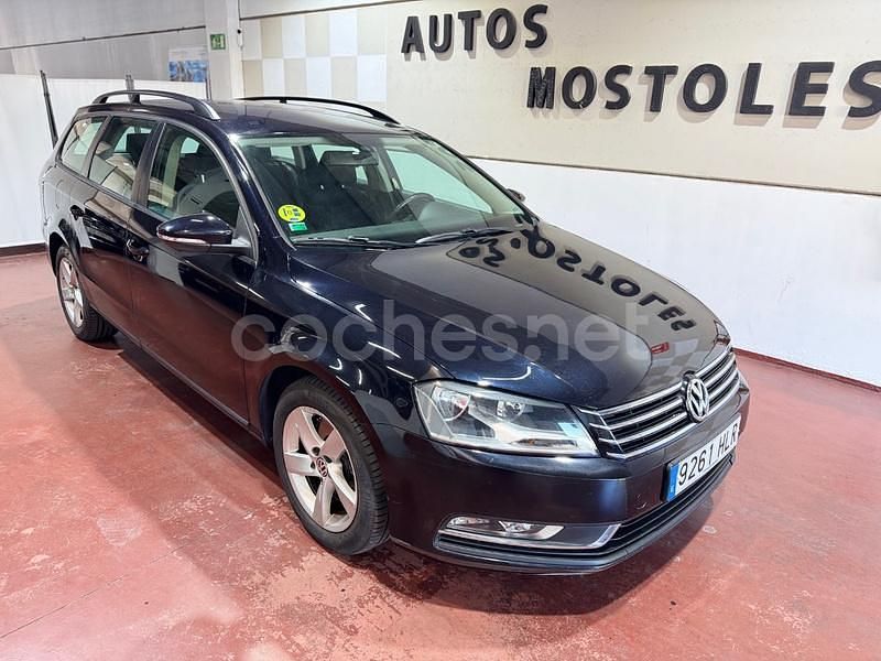 Negro Usado 2012 VW Passat Familiar | 6250 € (Precio justo) - Imagen 1/4