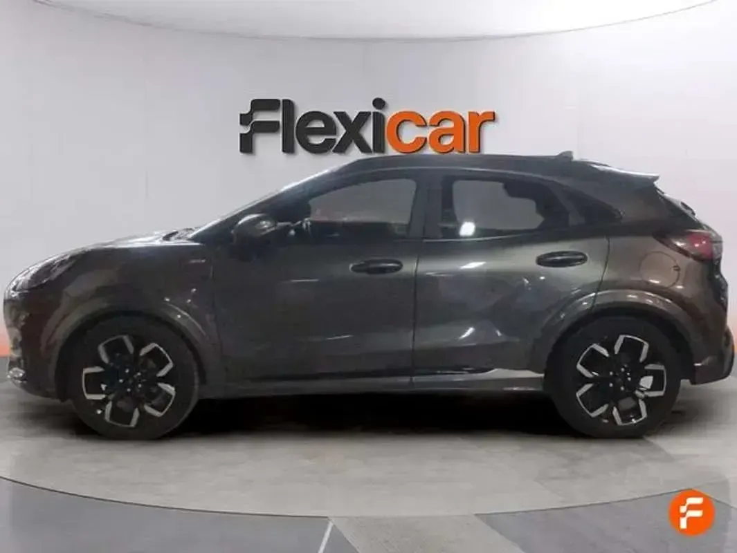 Usado Ford Puma ST-Line X 125 CV (91 kW) 2023 Gris SUV