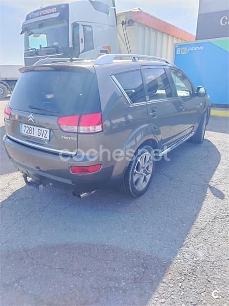Usado Citroën C-Crosser Exclusive 156 CV (114 kW) 2010 Marrón SUV