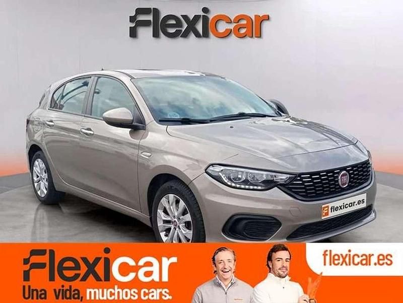 Beige Usado 2017 Fiat Tipo Business Utilitario | 9490 € (Precio justo) - Imagen 1/4