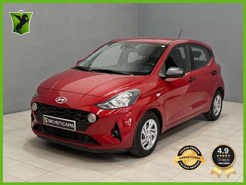 Burdeos Usado 2021 Hyundai i10 Utilitario | 8165 € (Super precio) - Imagen 1/4
