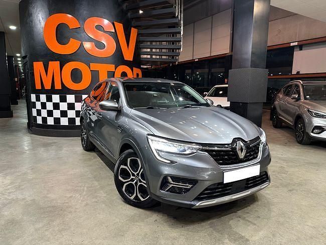 Usado Renault Arkana Techno 145 CV (106 kW) 2023 Gris SUV