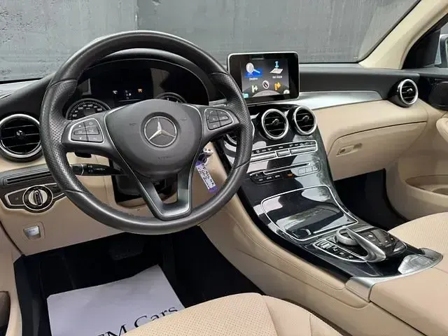 Usado Mercedes GLC250 204 CV (150 kW) 2016 Gris / plata SUV