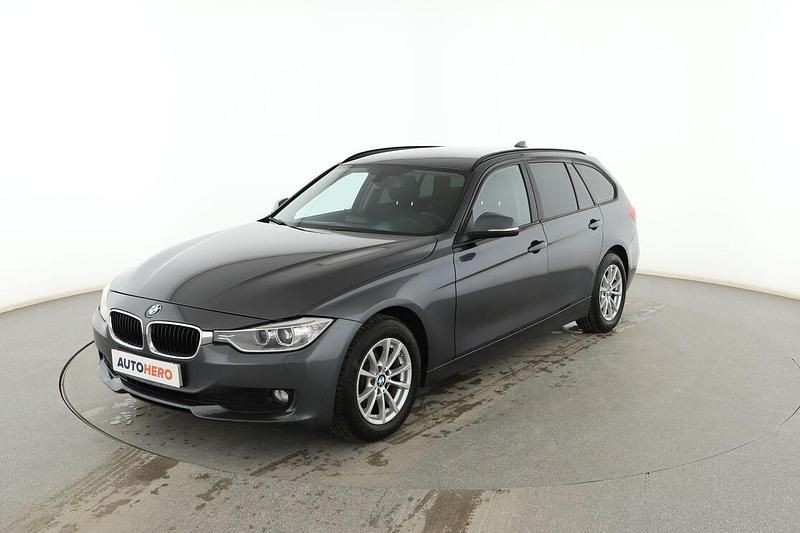 Usado BMW 318 Sport Line 143 CV (105 kW) 2015 Gris Familiar