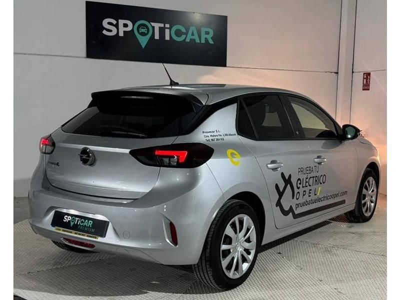 Usado Opel Corsa-e Edition 100 kW (136 CV) 2022 Gris Utilitario