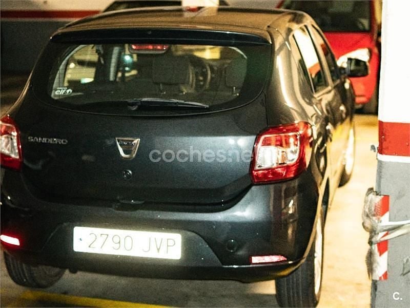 Usado Dacia Sandero Lauréate 90 CV (66 kW) 2016 Negro Berlina
