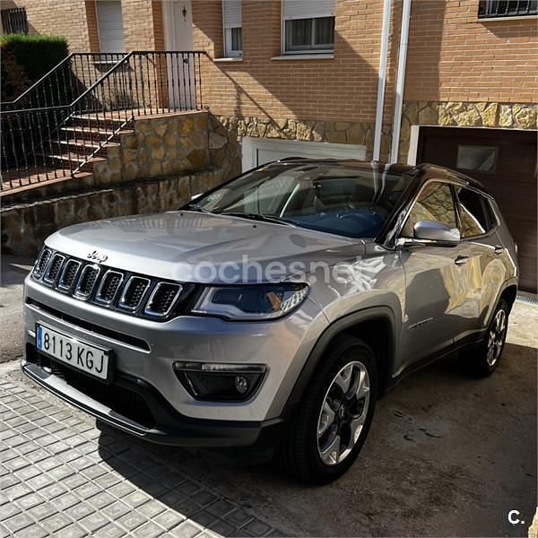 Gris / plata Usado 2017 Jeep Compass Limited SUV | 16.000 € (Precio justo) - Imagen 1/4