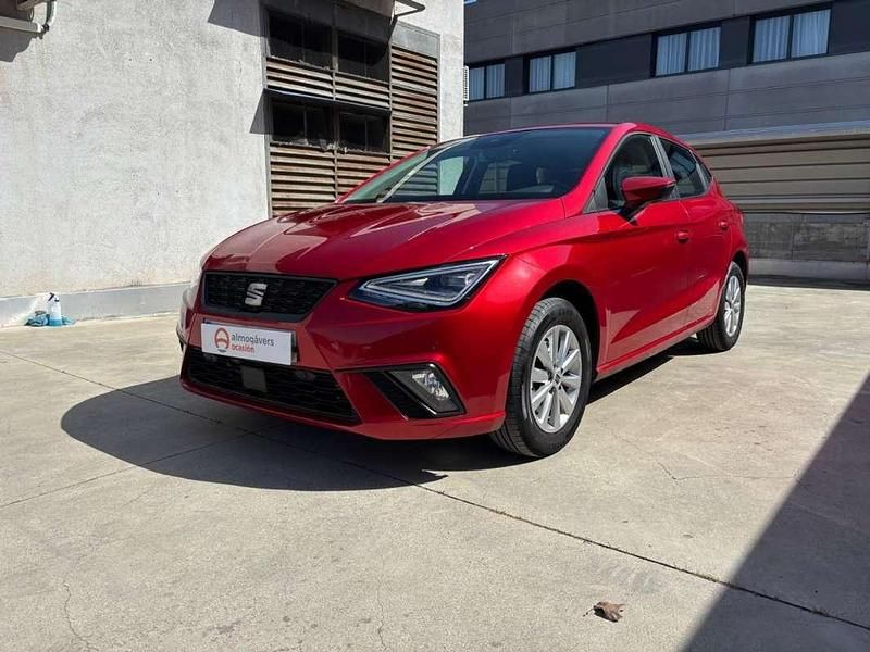 Usado Seat Ibiza Style 116 CV (85 kW) 2025 Rojo Utilitario