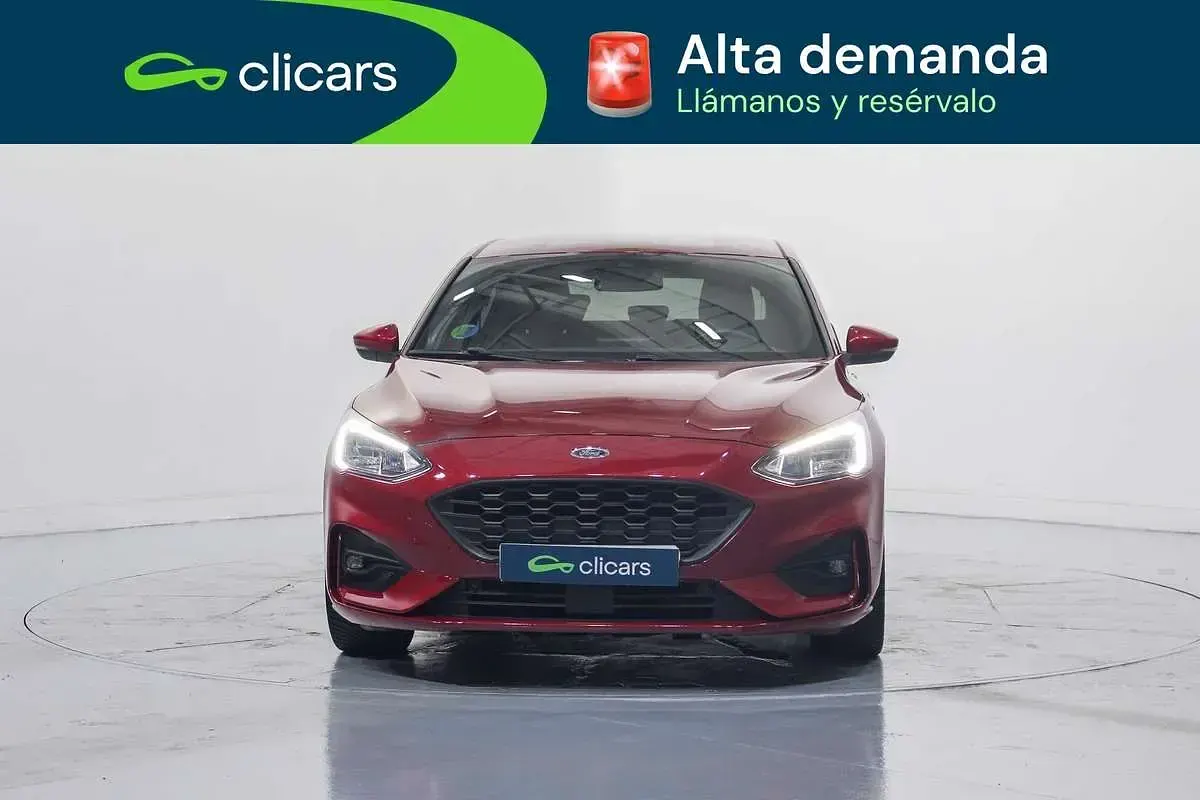 Usado Ford Focus ST-Line X 155 CV (114 kW) 2020 Rojo Utilitario