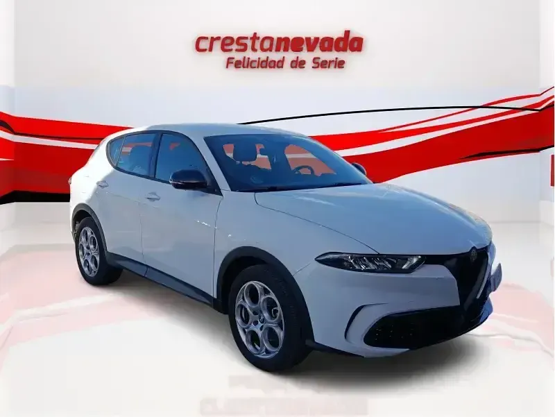 Usado Alfa Romeo Tonale Sprint 131 CV (96 kW) 2022 Blanco SUV