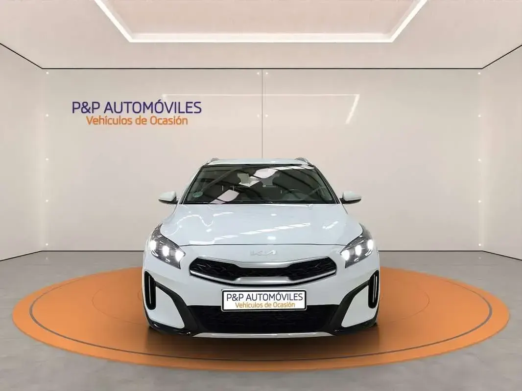 Usado Kia XCeed 101 CV (74 kW) 2024 Blanco SUV